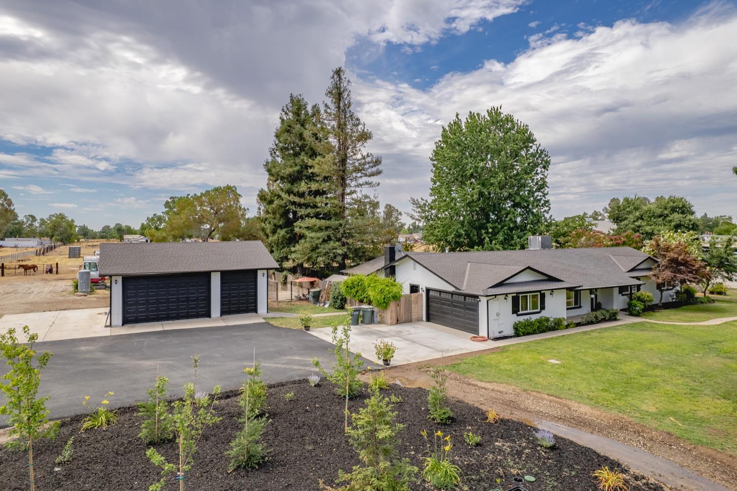 Detail Gallery Image 2 of 64 For 1340 G St, Rio Linda,  CA 95673 - 4 Beds | 2/1 Baths