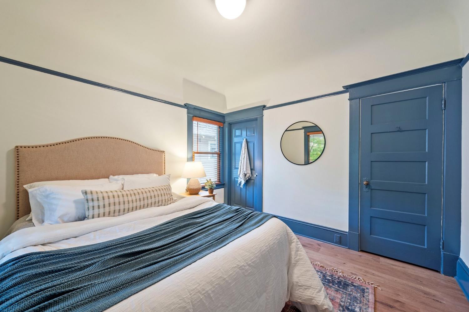 Santa Barbara Court, Sacramento, CA, 95816-5348