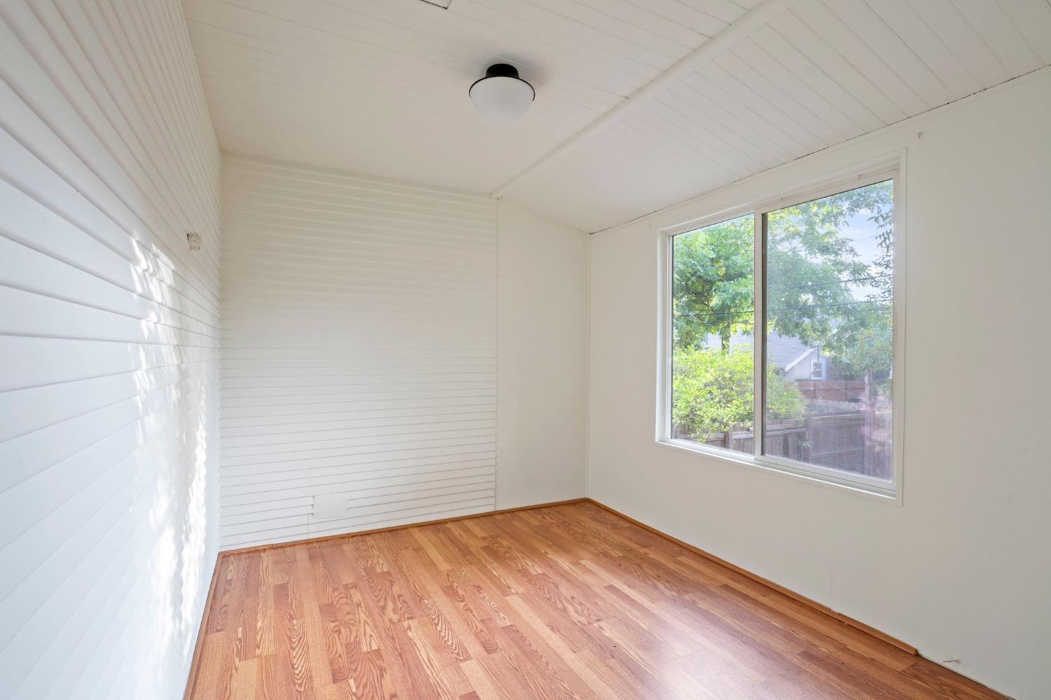 Santa Barbara Court, Sacramento, CA, 95816-5348