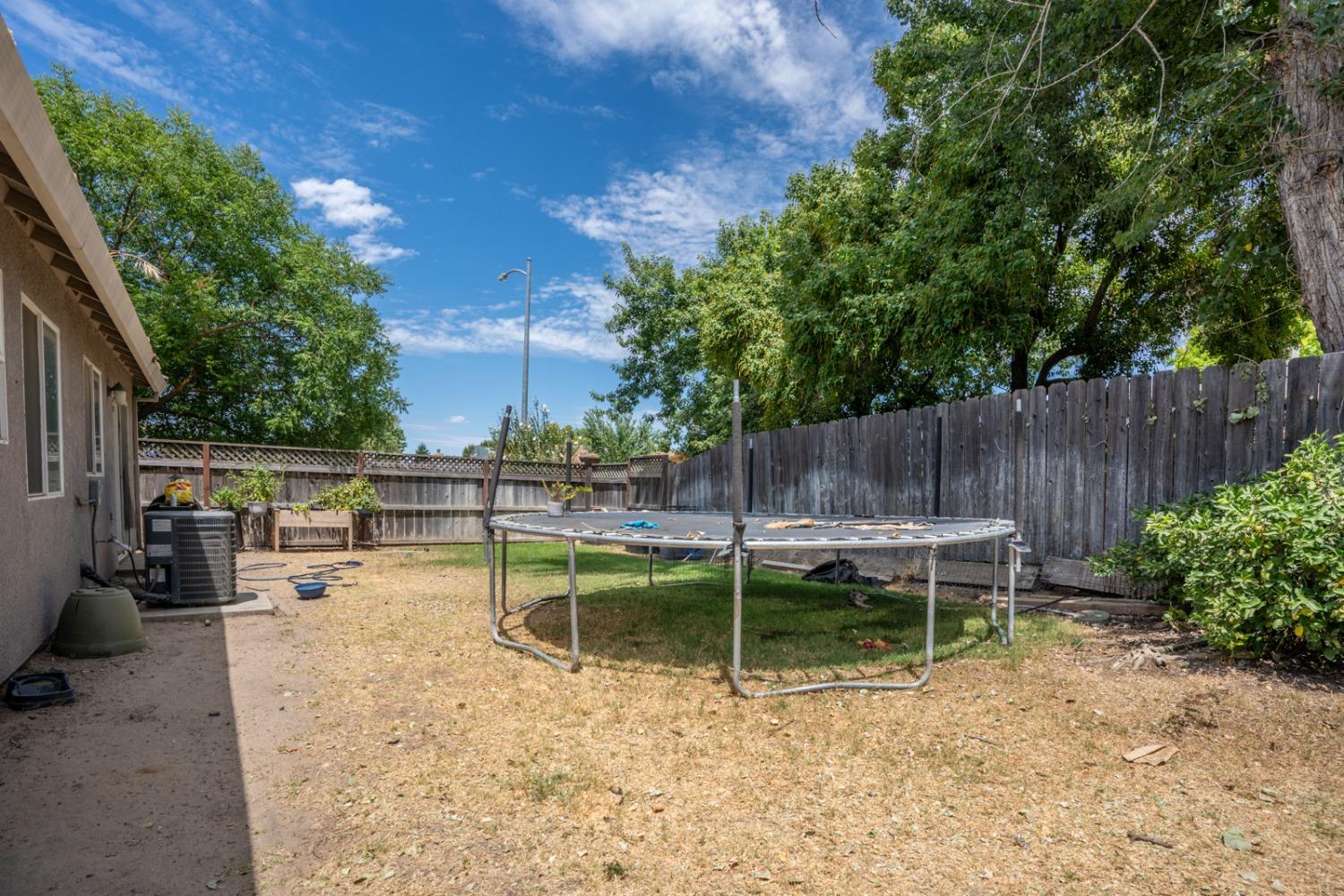 Silveira Court, Atwater, California image 40