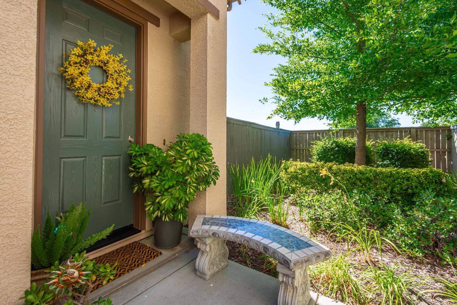 Detail Gallery Image 1 of 1 For 171 Talmont Cir #171,  Roseville,  CA 95678 - 3 Beds | 2/1 Baths