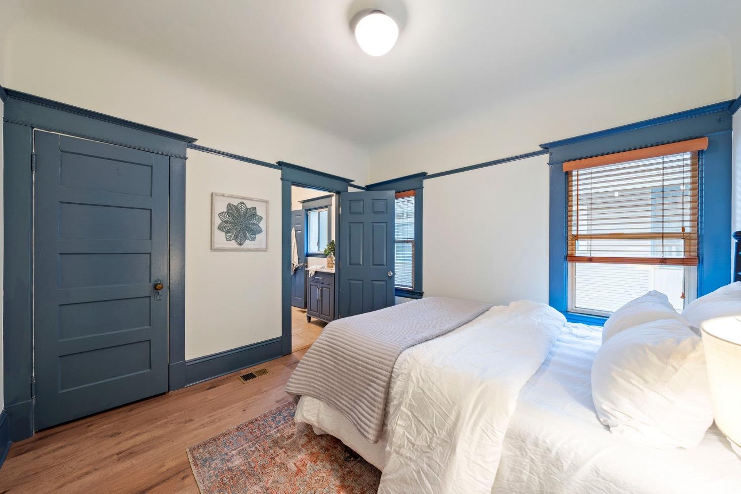 Santa Barbara Court, Sacramento, CA, 95816-5348