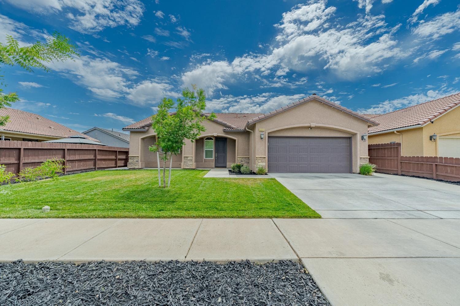 Detail Gallery Image 1 of 1 For 4322 Anderson Way, Merced,  CA 95348 - 3 Beds | 2 Baths