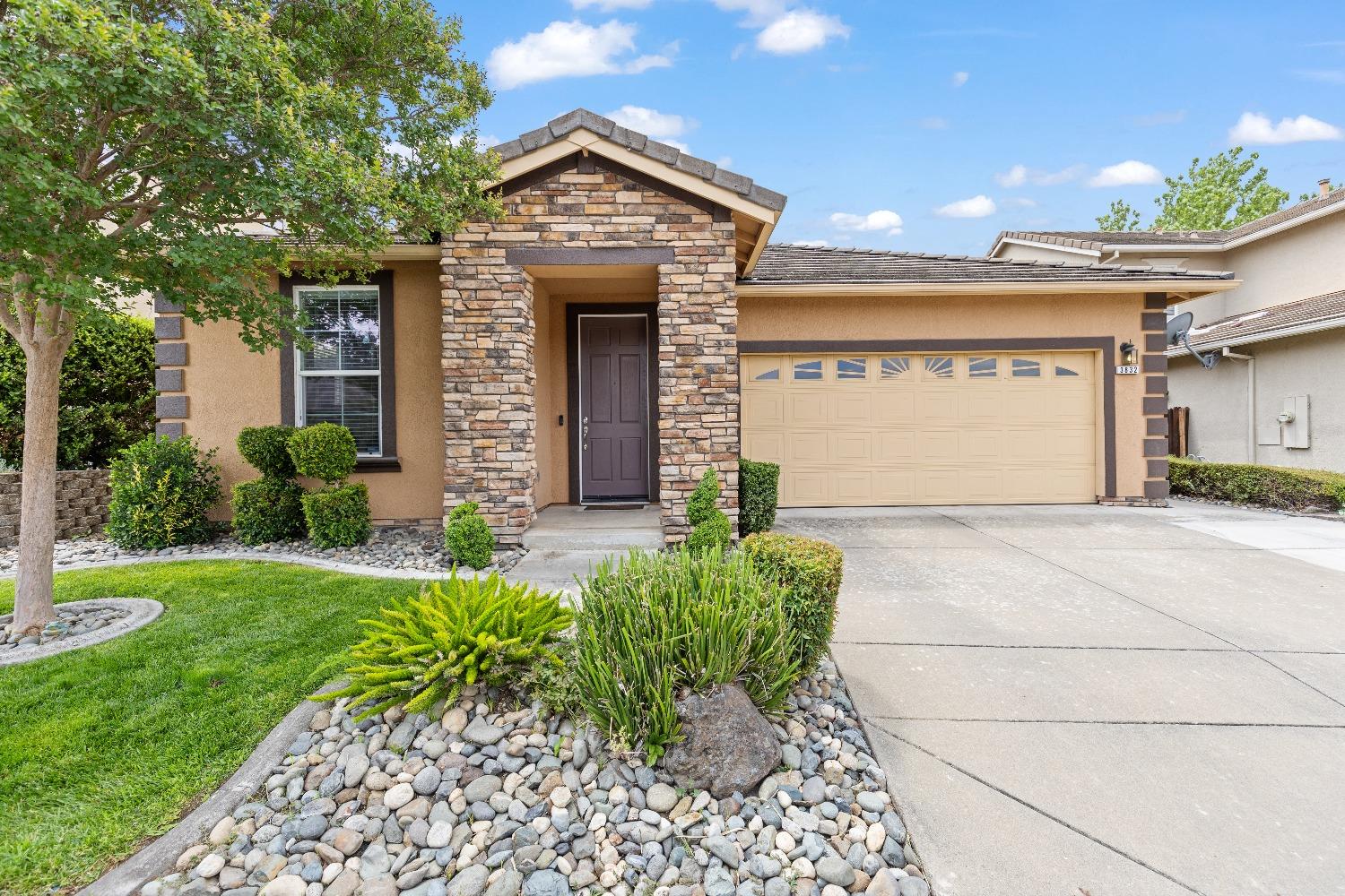 Detail Gallery Image 1 of 1 For 3832 Sierra Gold Dr, Antelope,  CA 95843 - 3 Beds | 2 Baths