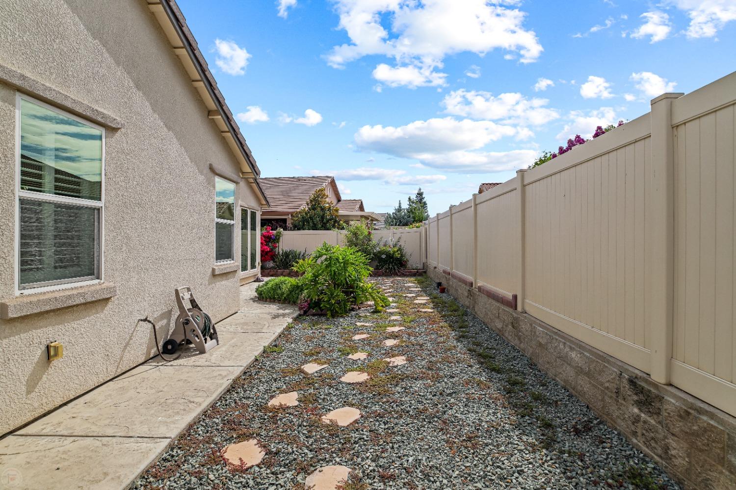 Detail Gallery Image 36 of 83 For 1478 Arbor Brook Dr, Manteca,  CA 95336 - 3 Beds | 2 Baths