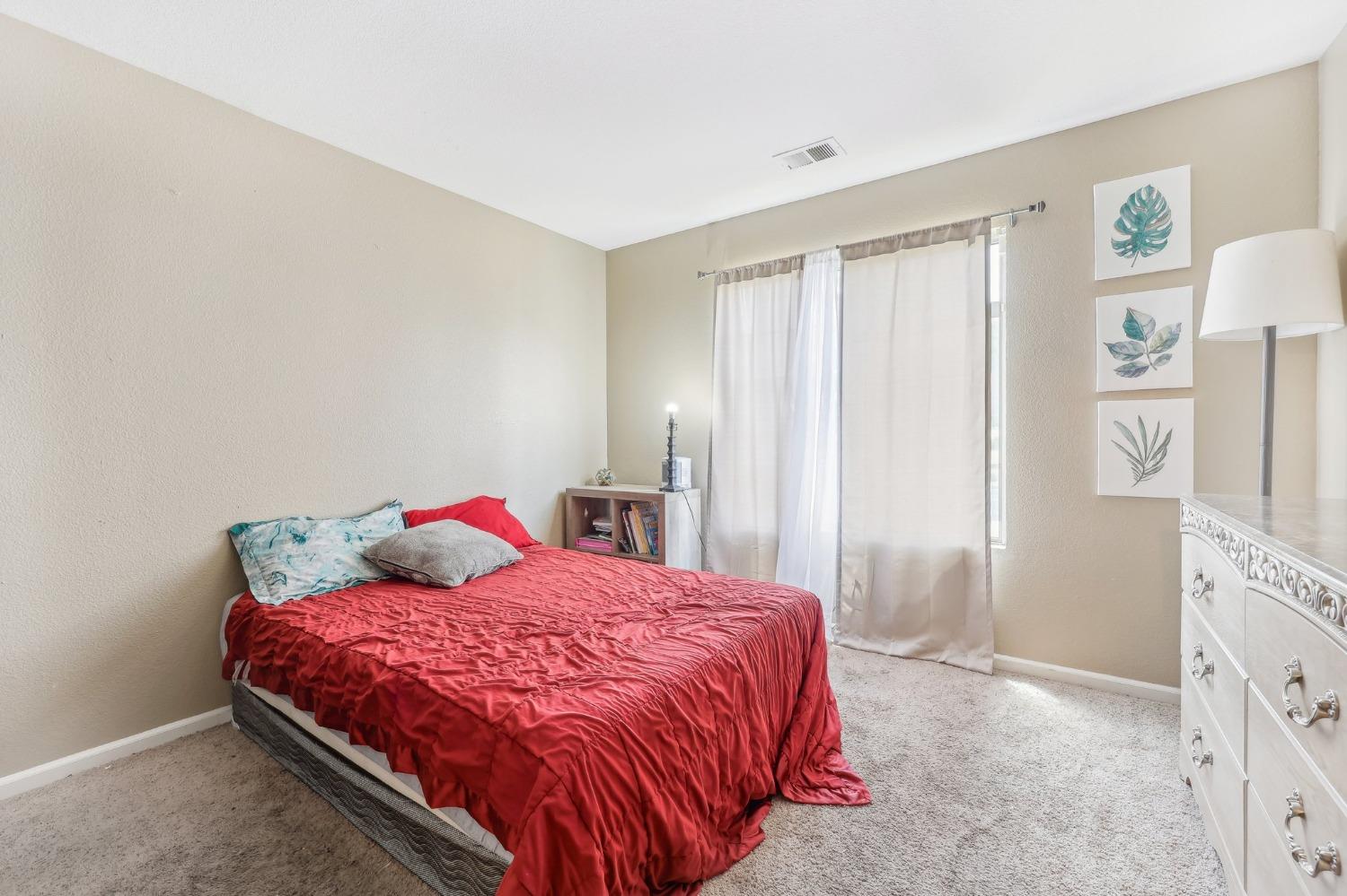 Detail Gallery Image 15 of 28 For 1221 Houston Ave, Stockton,  CA 95206 - 3 Beds | 2 Baths