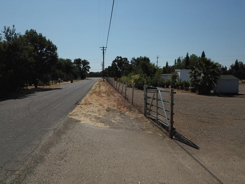 Quince Lane, Wilton, California image 10