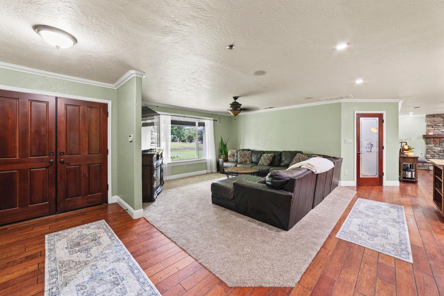 Detail Gallery Image 10 of 64 For 1340 G St, Rio Linda,  CA 95673 - 4 Beds | 2/1 Baths