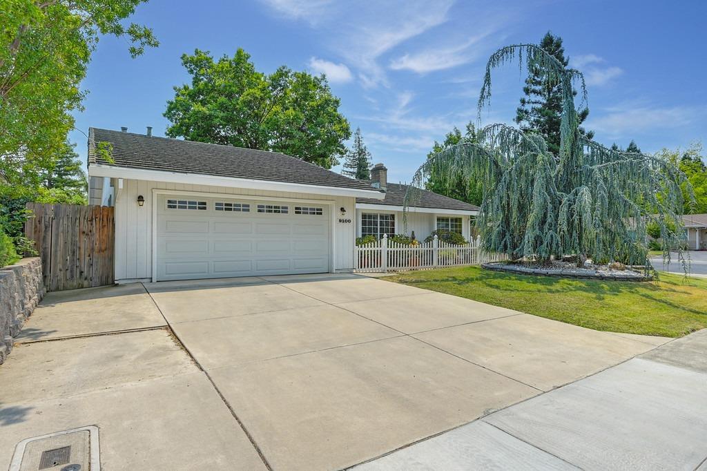 Buckskin Court, Elk Grove, California image 1