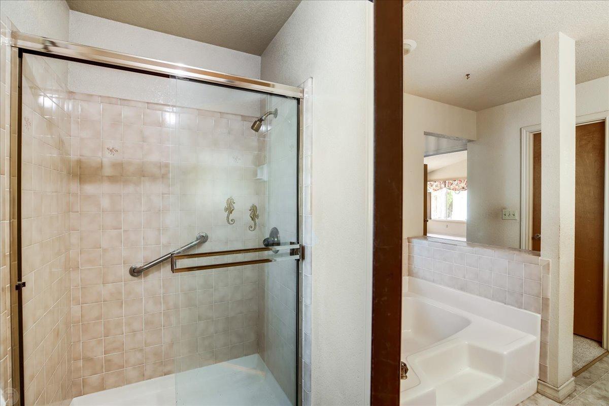 Detail Gallery Image 29 of 57 For 2155 Garden Circle Dr, Manteca,  CA 95336 - 3 Beds | 2 Baths