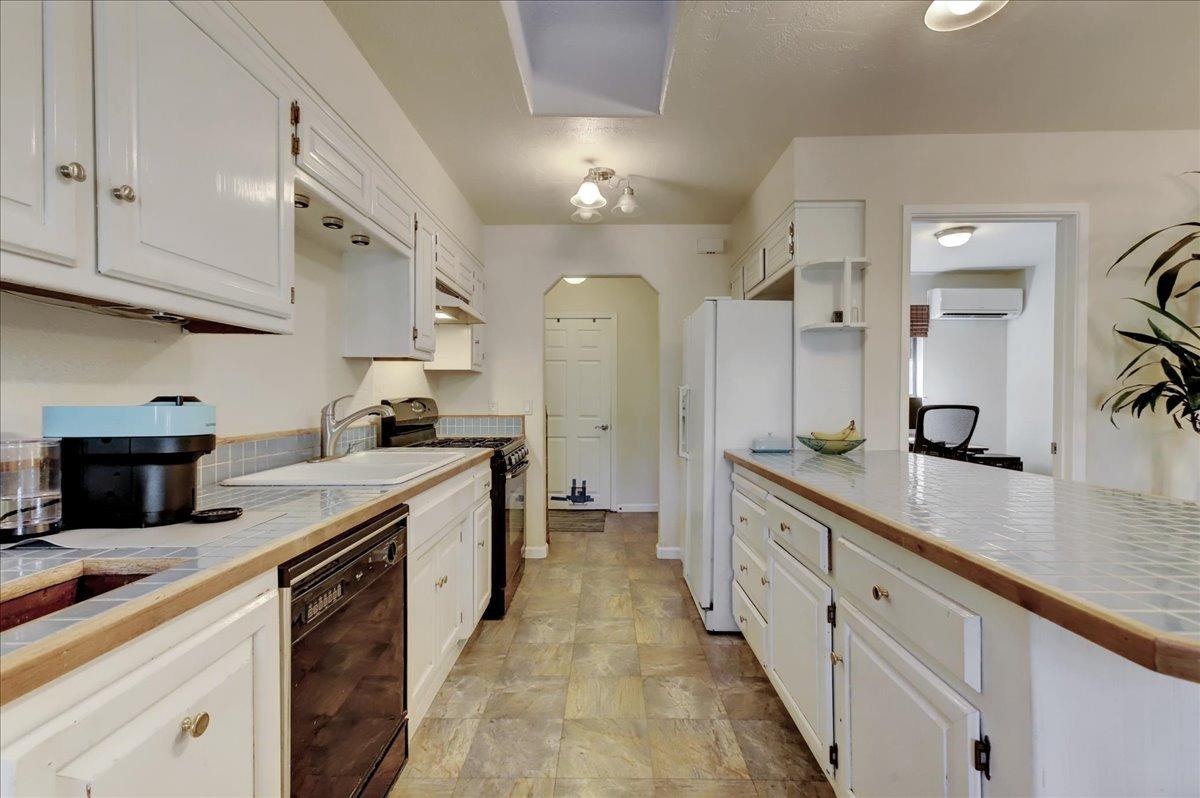 Detail Gallery Image 10 of 68 For 15461 Shannon Way, Nevada City,  CA 95959 - 3 Beds | 2 Baths