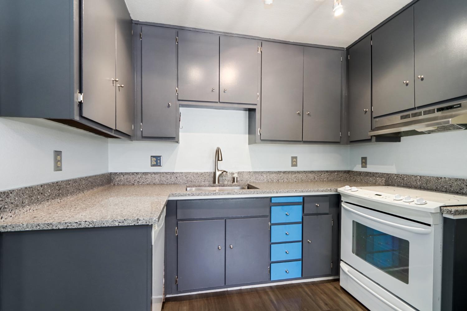 Detail Gallery Image 14 of 36 For 1607 10th St #2,  Sacramento,  CA 95814 - 1 Beds | 1 Baths