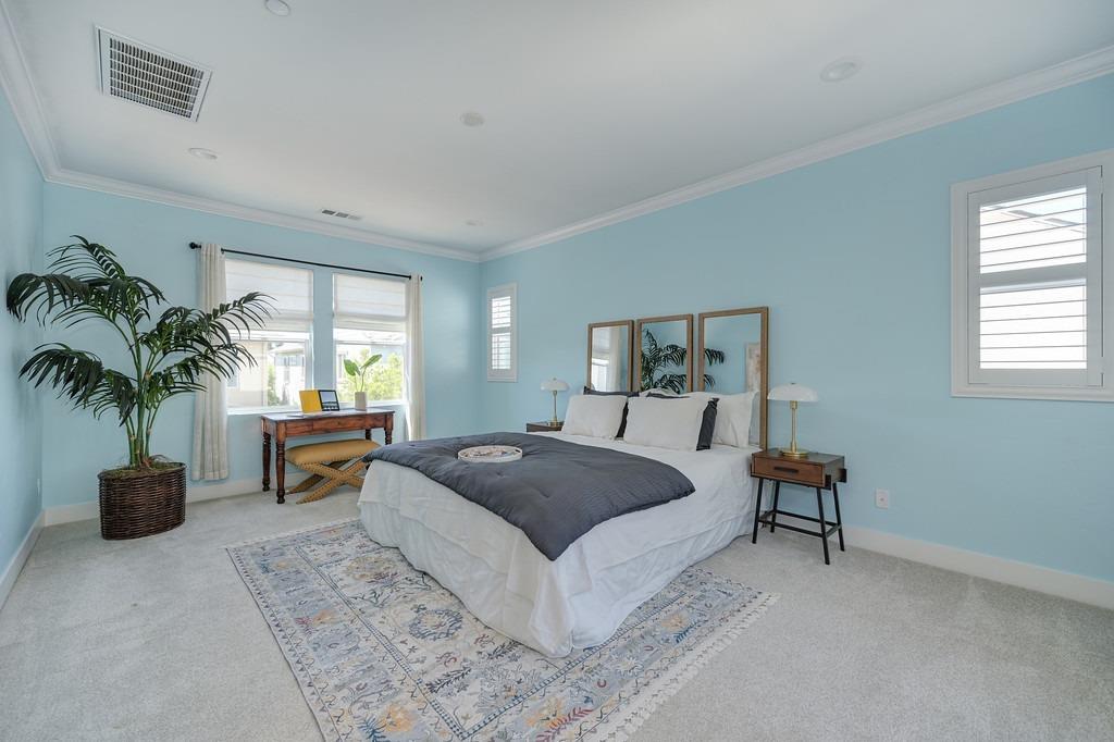 Forney Way, Sacramento, CA, 95816-6555