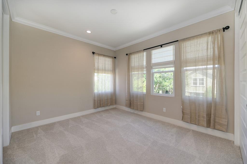 Forney Way, Sacramento, CA, 95816-6555