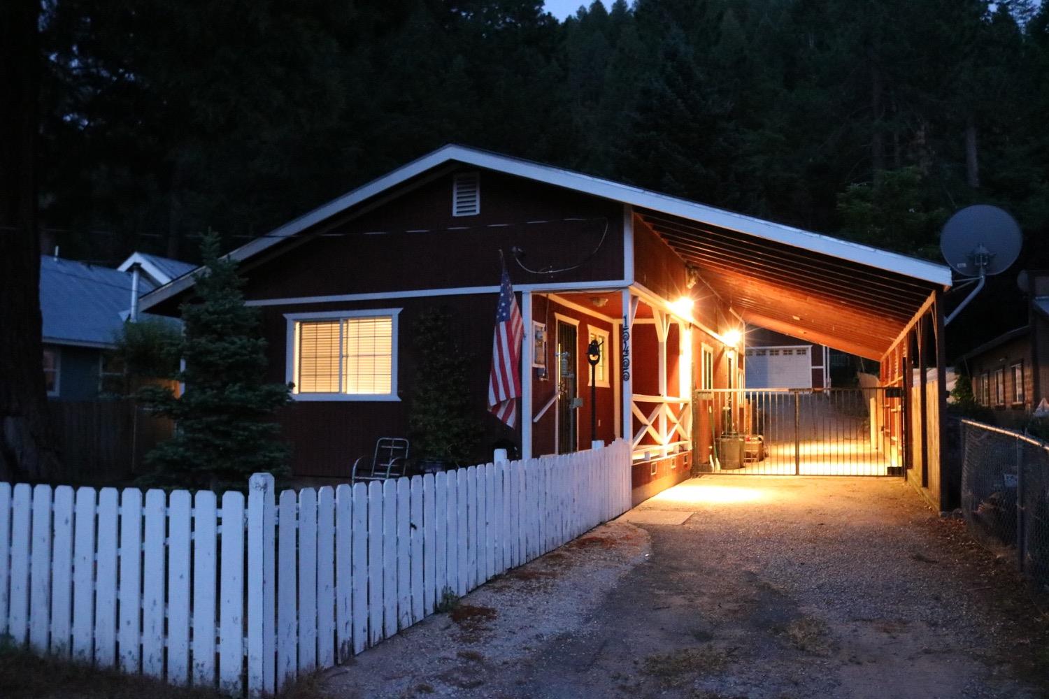 Detail Gallery Image 3 of 30 For 15455 Washington Rd, Nevada City,  CA 95959 - 2 Beds | 1 Baths