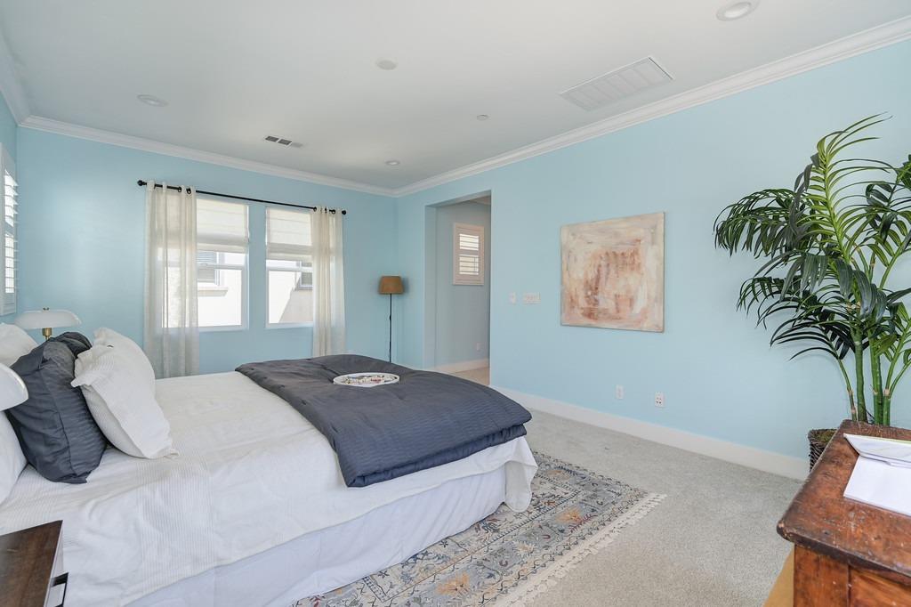 Forney Way, Sacramento, CA, 95816-6555