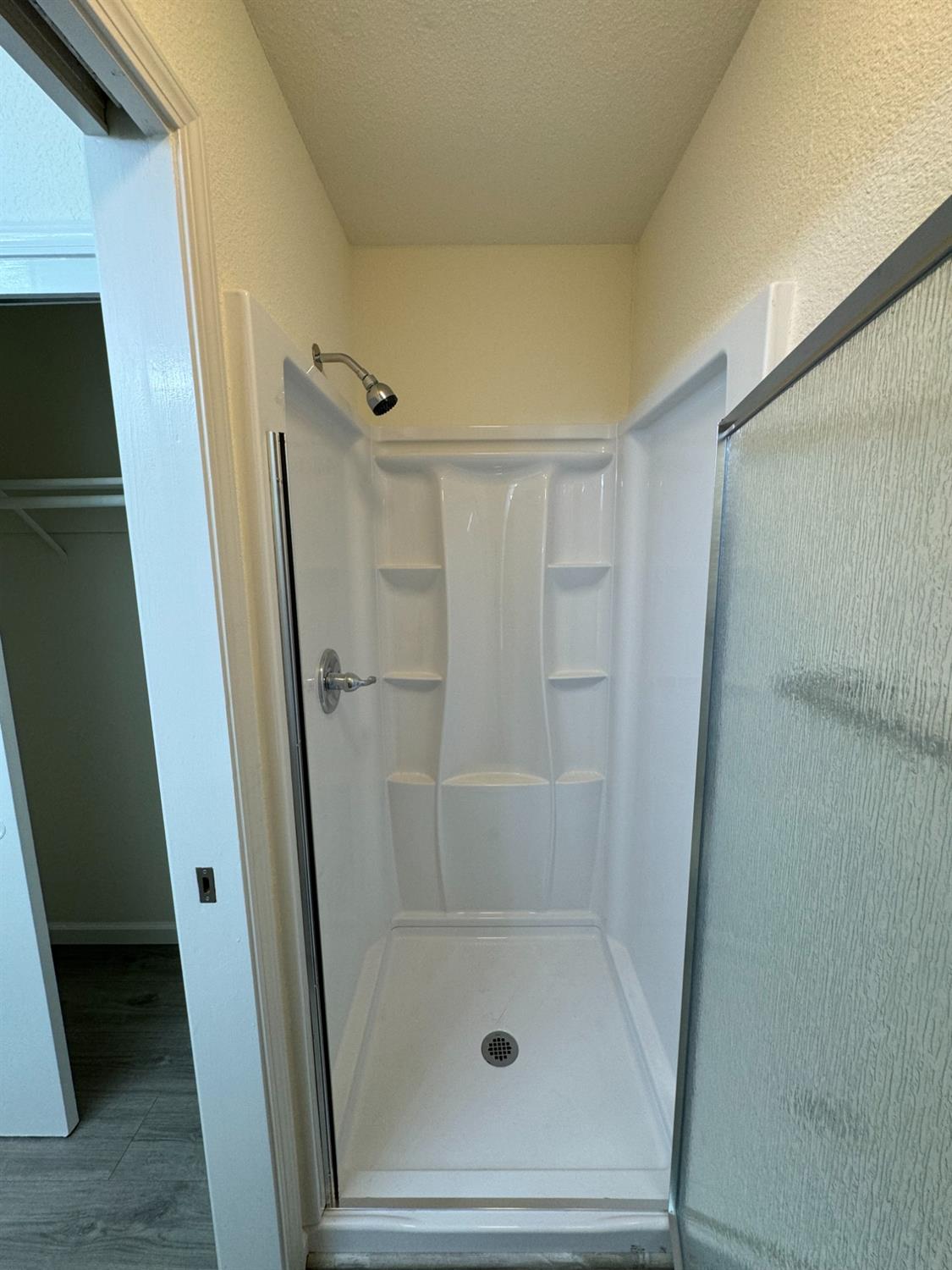 Detail Gallery Image 10 of 18 For 1109 E Orangeburg Ave #15,  Modesto,  CA 95350 - 3 Beds | 2/1 Baths