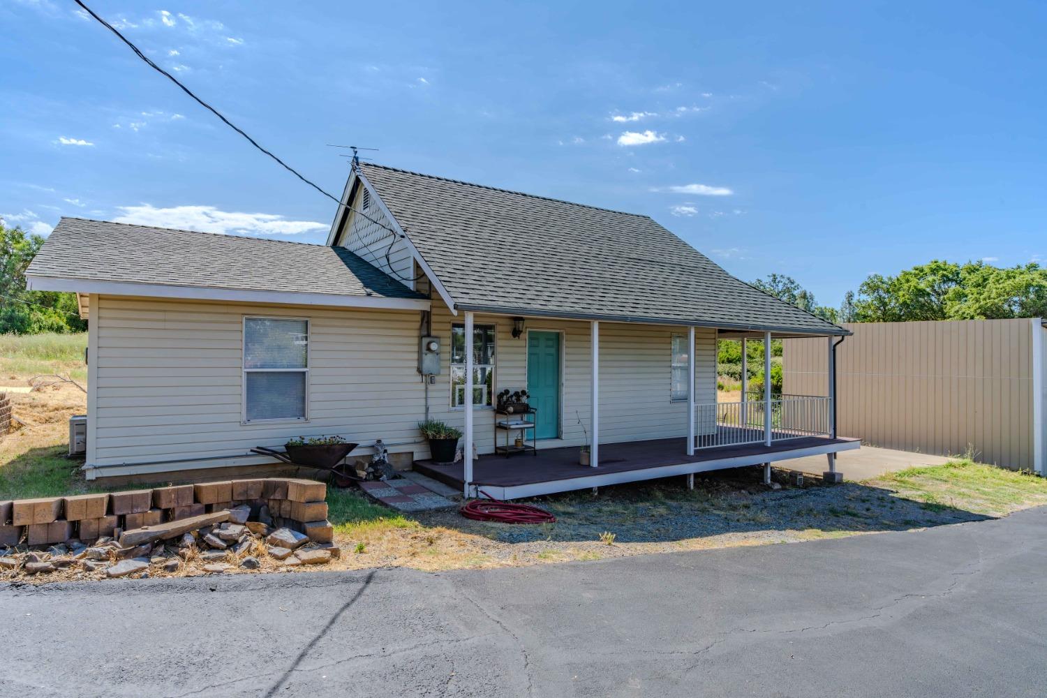 Detail Gallery Image 32 of 39 For 18720 State Hwy 49, Plymouth,  CA 95669 - 3 Beds | 1 Baths