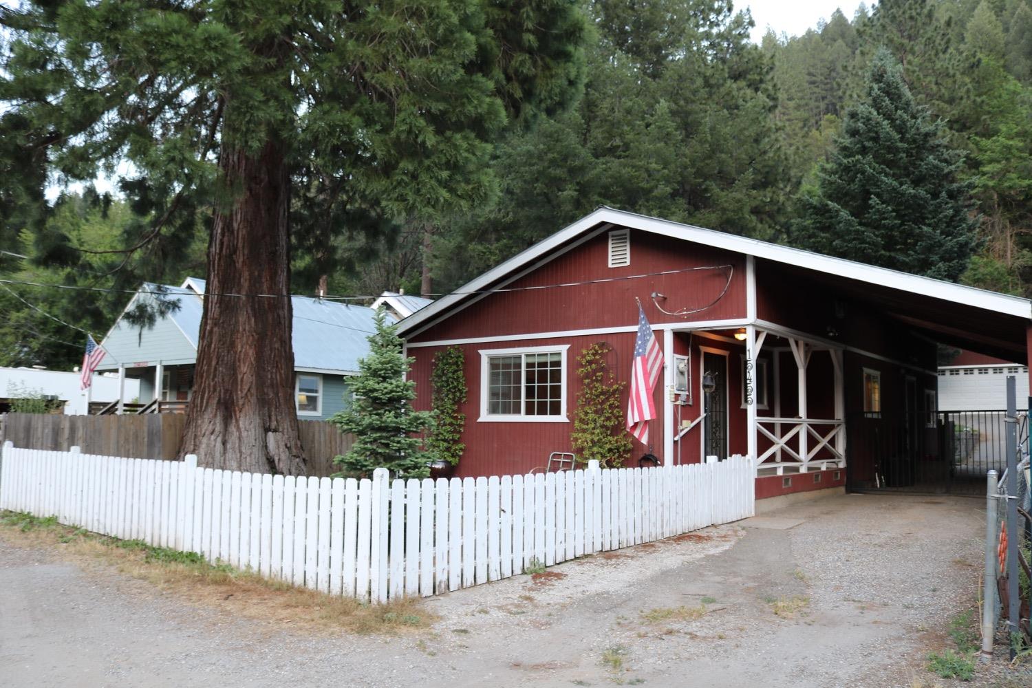 Detail Gallery Image 2 of 30 For 15455 Washington Rd, Nevada City,  CA 95959 - 2 Beds | 1 Baths