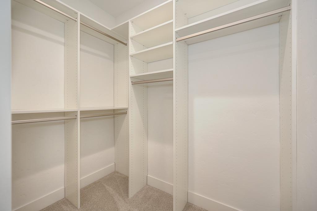 Forney Way, Sacramento, CA, 95816-6555