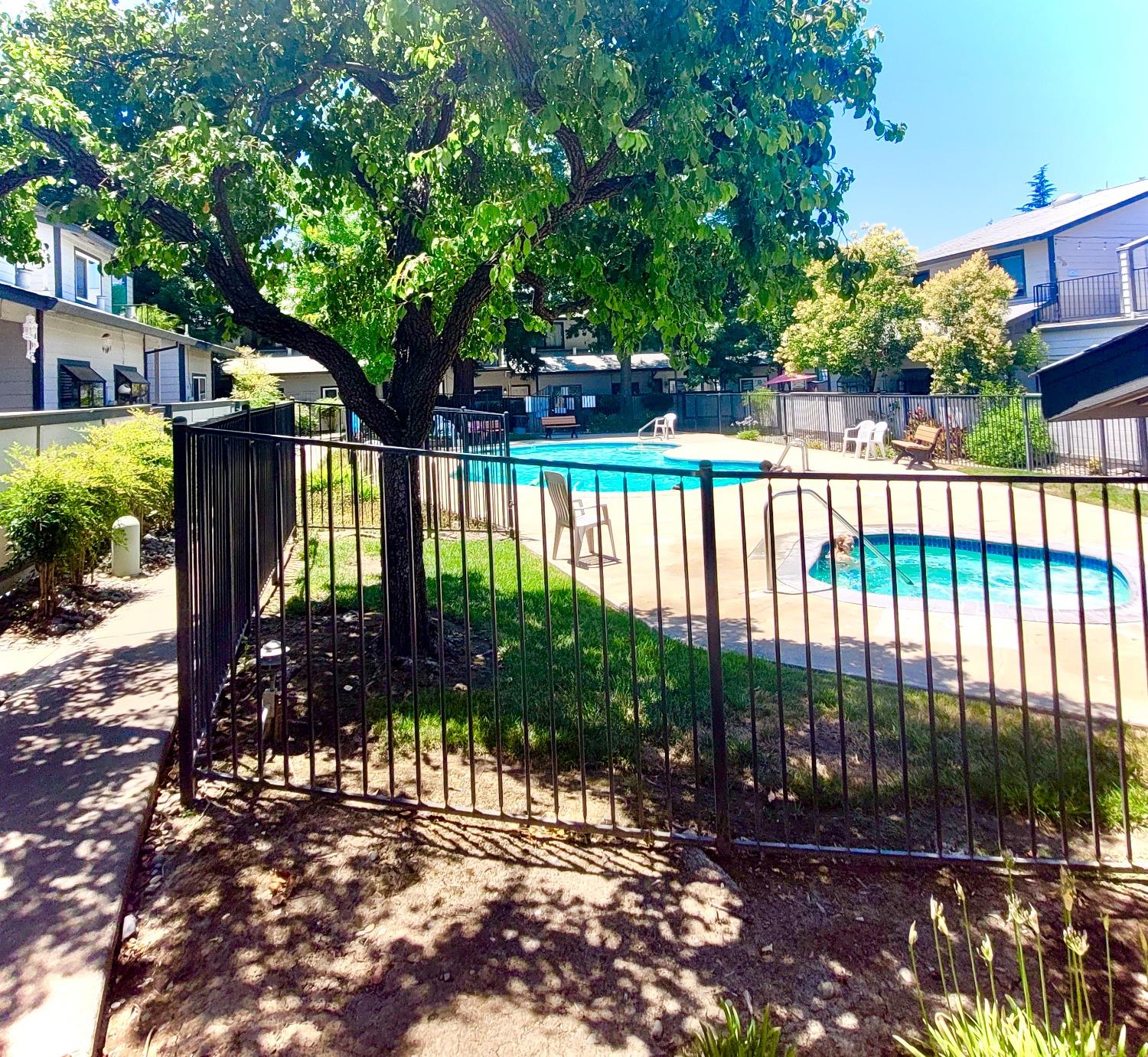 Detail Gallery Image 28 of 29 For 6340 Slippery Creek Ln, Citrus Heights,  CA 95621 - 3 Beds | 2/1 Baths