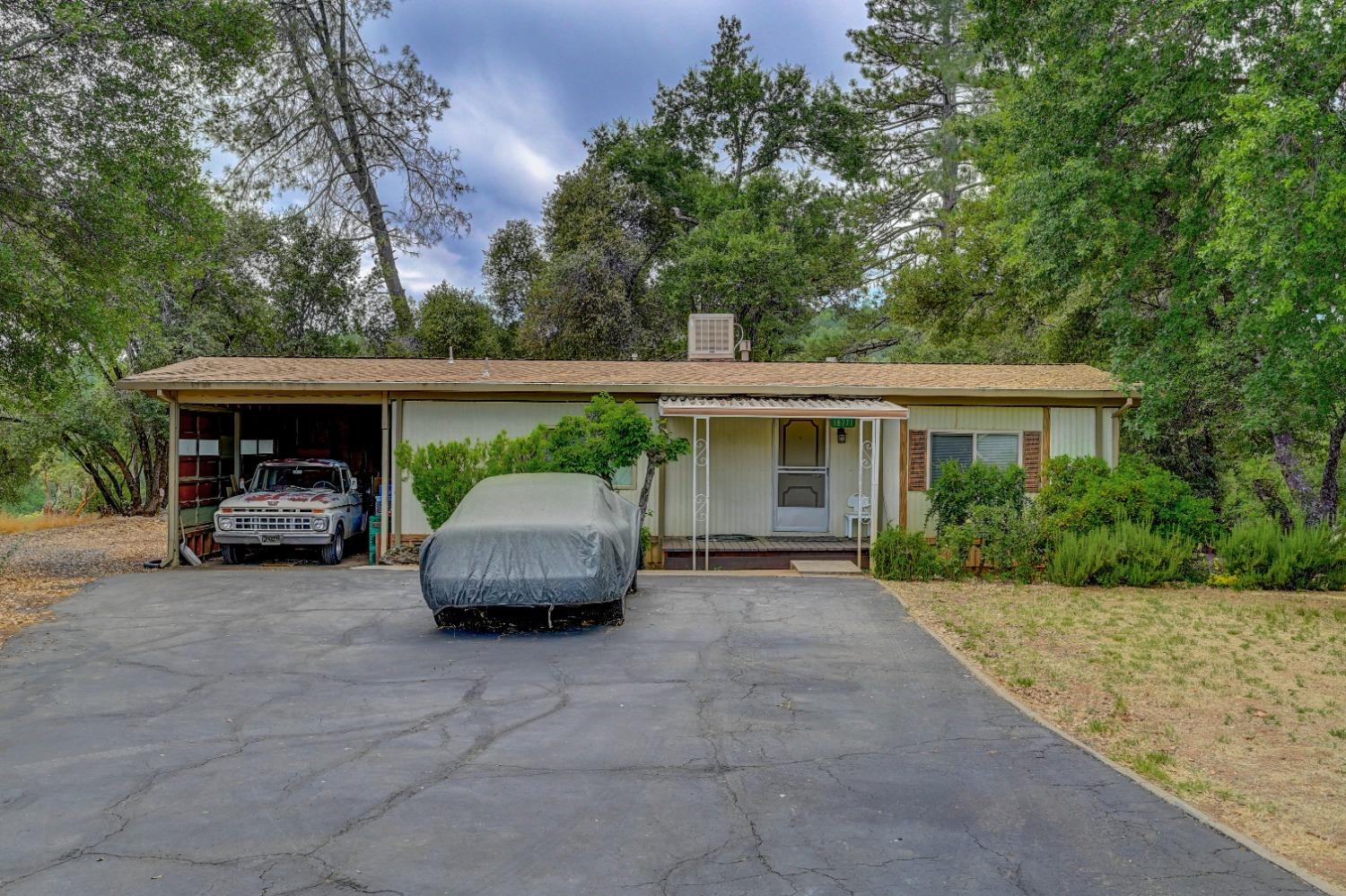 Cherokee Road, Tuolumne, California image 36