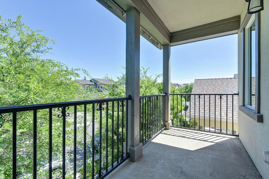Forney Way, Sacramento, CA, 95816-6555