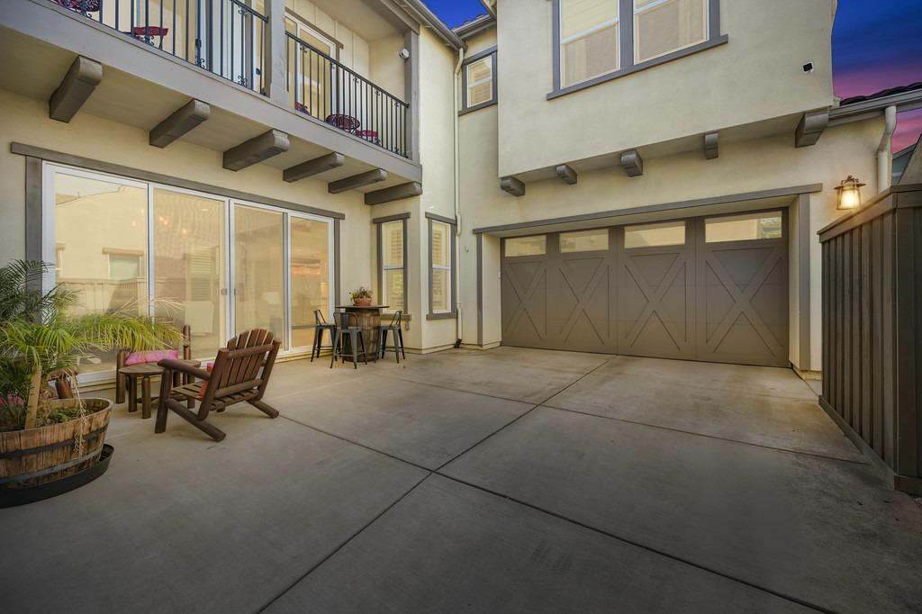 Forney Way, Sacramento, CA, 95816-6555