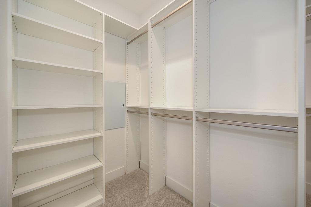Forney Way, Sacramento, CA, 95816-6555