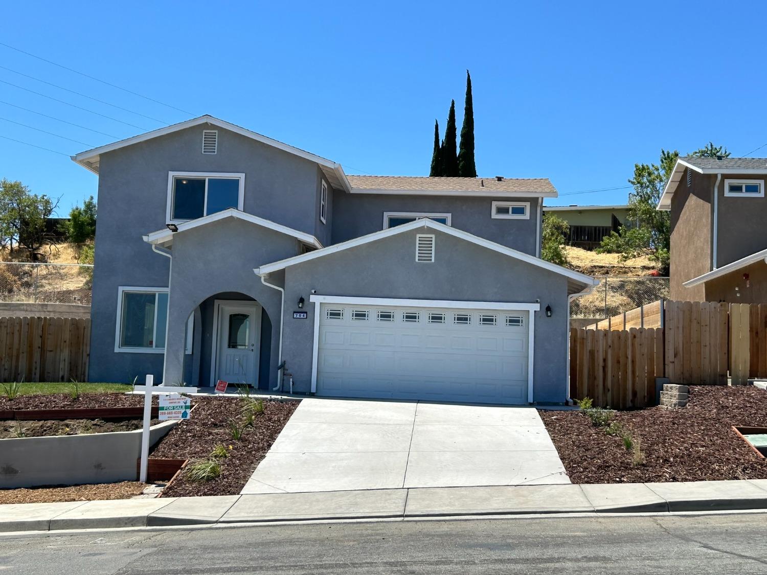 Detail Gallery Image 1 of 1 For 704 Shaddick Dr, Antioch,  CA 94509 - 4 Beds | 3 Baths