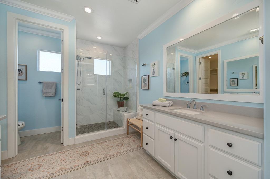 Forney Way, Sacramento, CA, 95816-6555