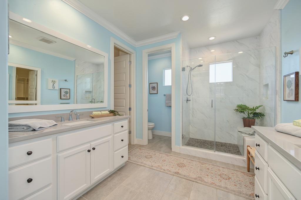 Forney Way, Sacramento, CA, 95816-6555