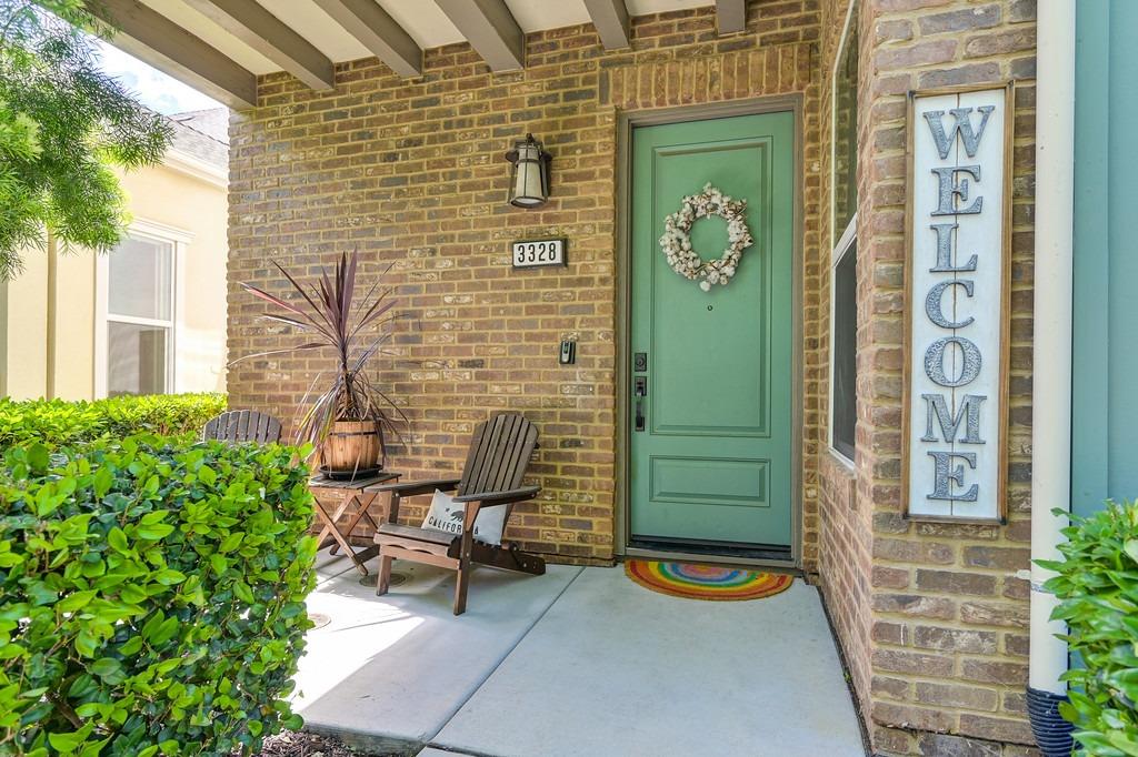 Forney Way, Sacramento, CA, 95816-6555