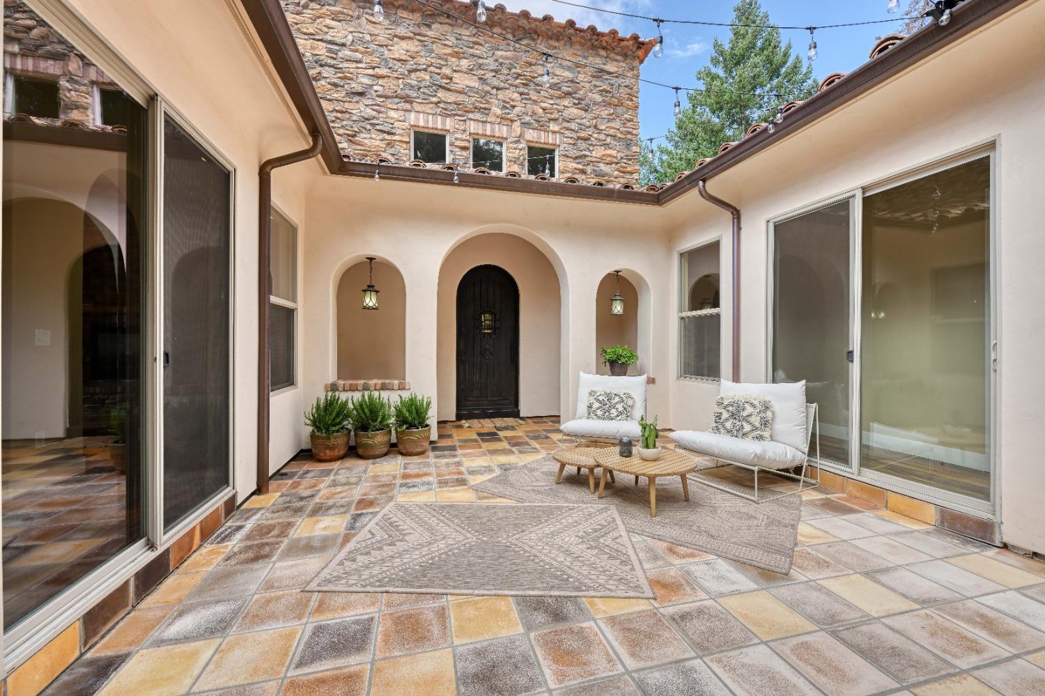 Detail Gallery Image 12 of 66 For 4530 Porta Venare Ct, Foresthill,  CA 95631 - 4 Beds | 3/1 Baths