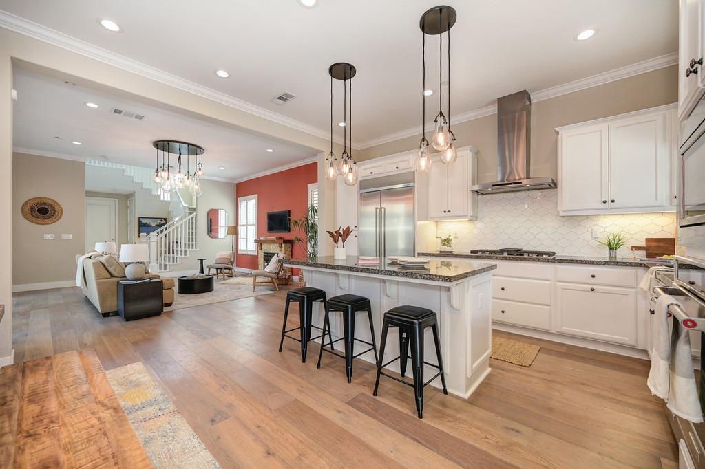 Forney Way, Sacramento, CA, 95816-6555