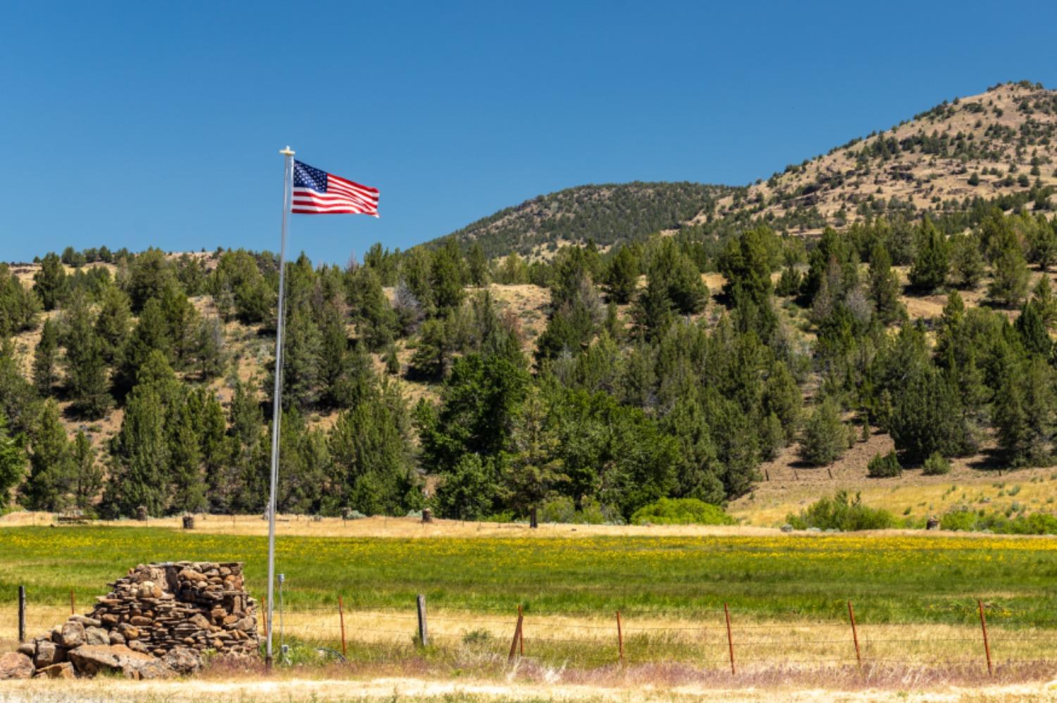 County Road 199, Alturas, California image 16