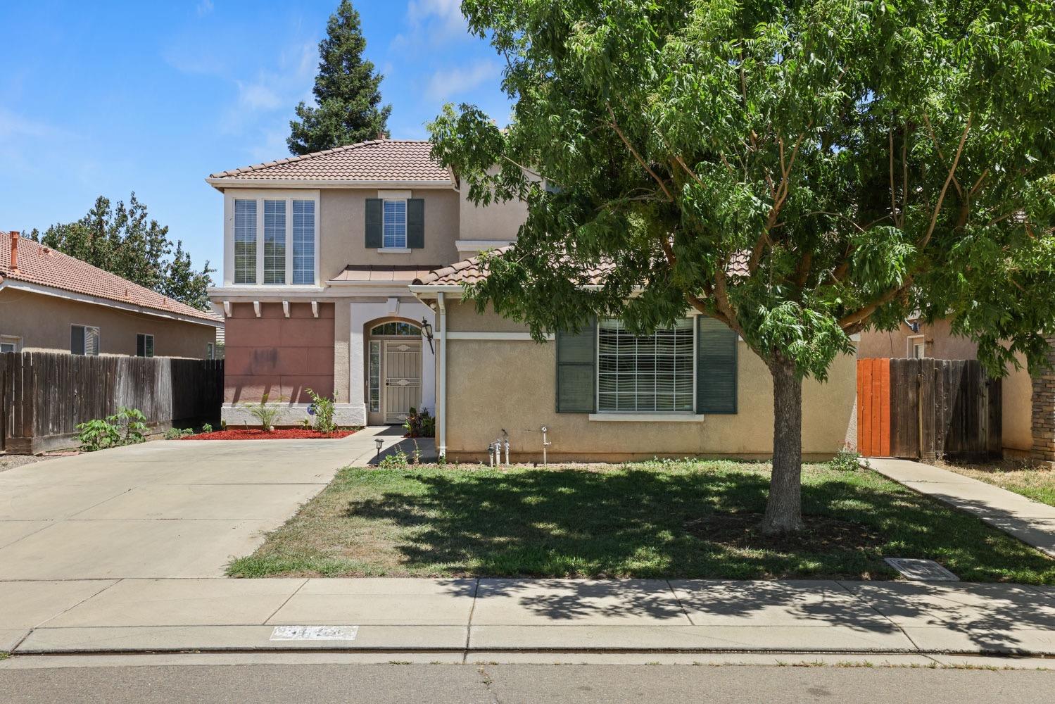 Detail Gallery Image 3 of 41 For 3654 Pointer Ct, Merced,  CA 95340 - 4 Beds | 3 Baths