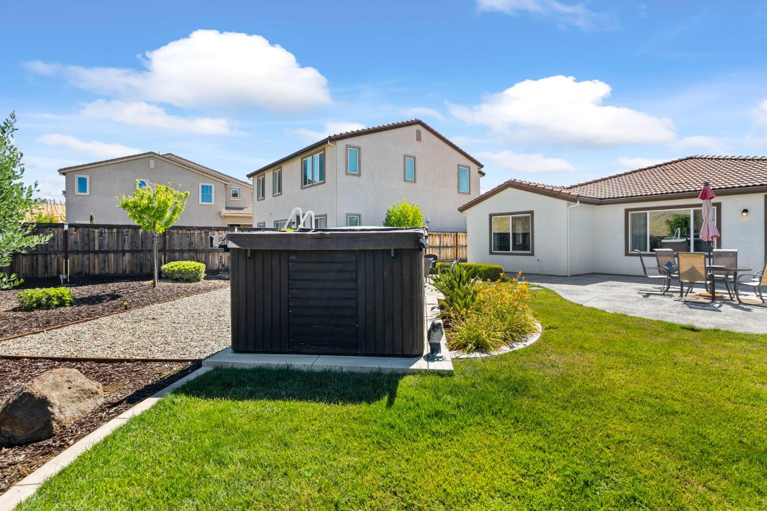 Detail Gallery Image 35 of 47 For 21113 Varietal Ct, Patterson,  CA 95363 - 4 Beds | 3 Baths