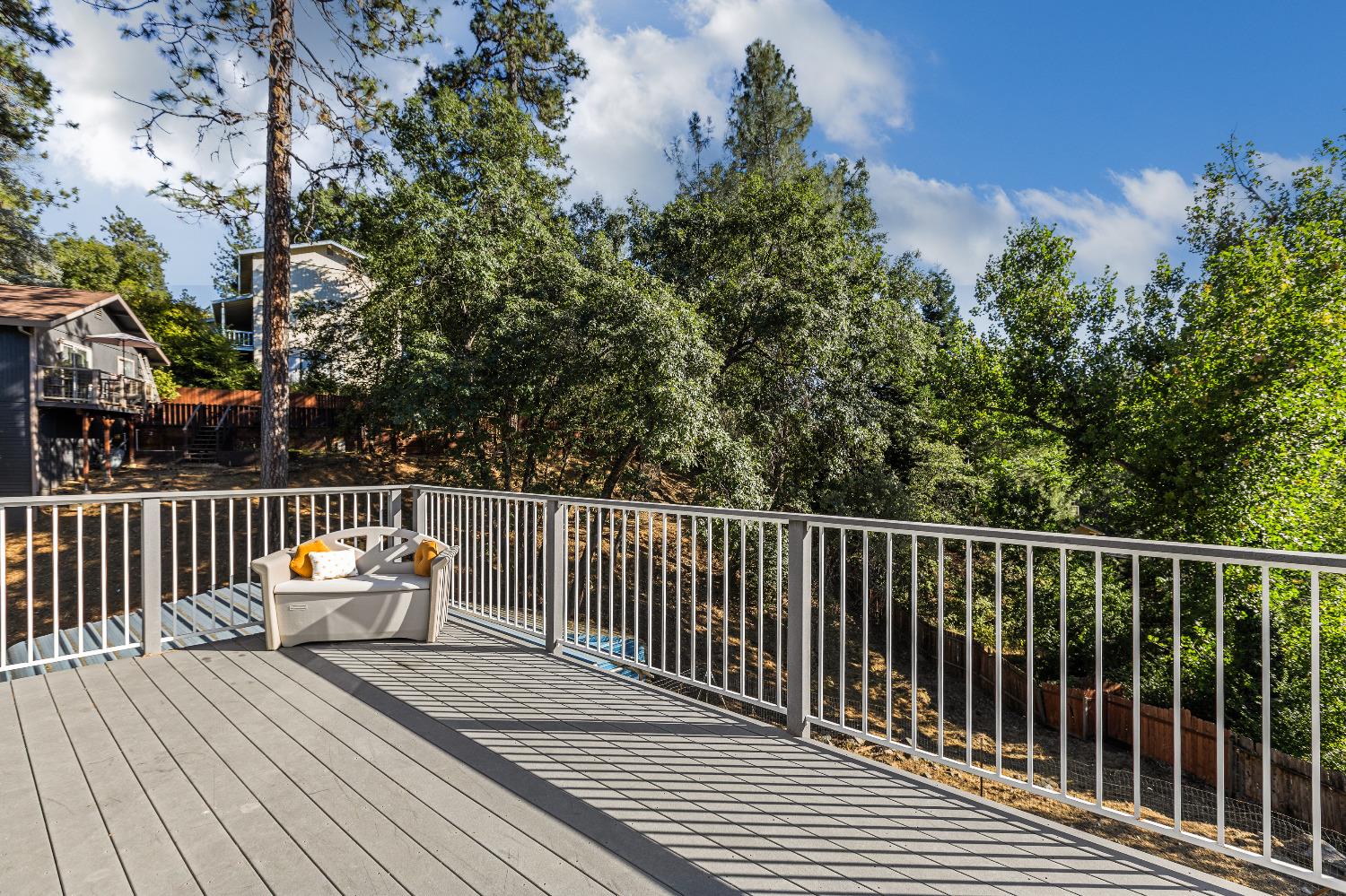 Detail Gallery Image 18 of 29 For 129 Celesta Dr, Grass Valley,  CA 95945 - 3 Beds | 2 Baths