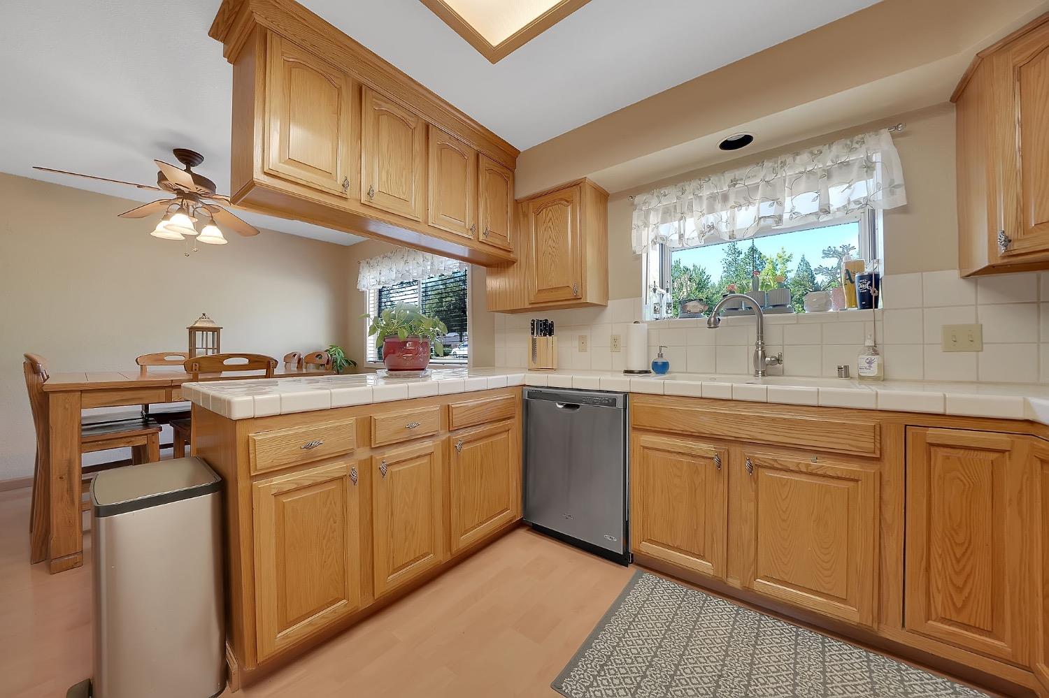 Detail Gallery Image 14 of 44 For 21580 Gayla Dr, Pine Grove,  CA 95665 - 3 Beds | 2 Baths