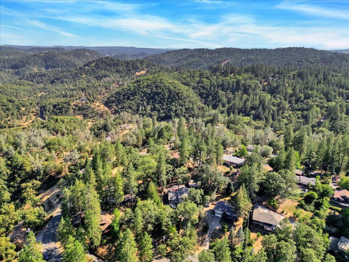 Detail Gallery Image 69 of 90 For 15290 Lorie Dr, Grass Valley,  CA 95949 - 4 Beds | 4 Baths