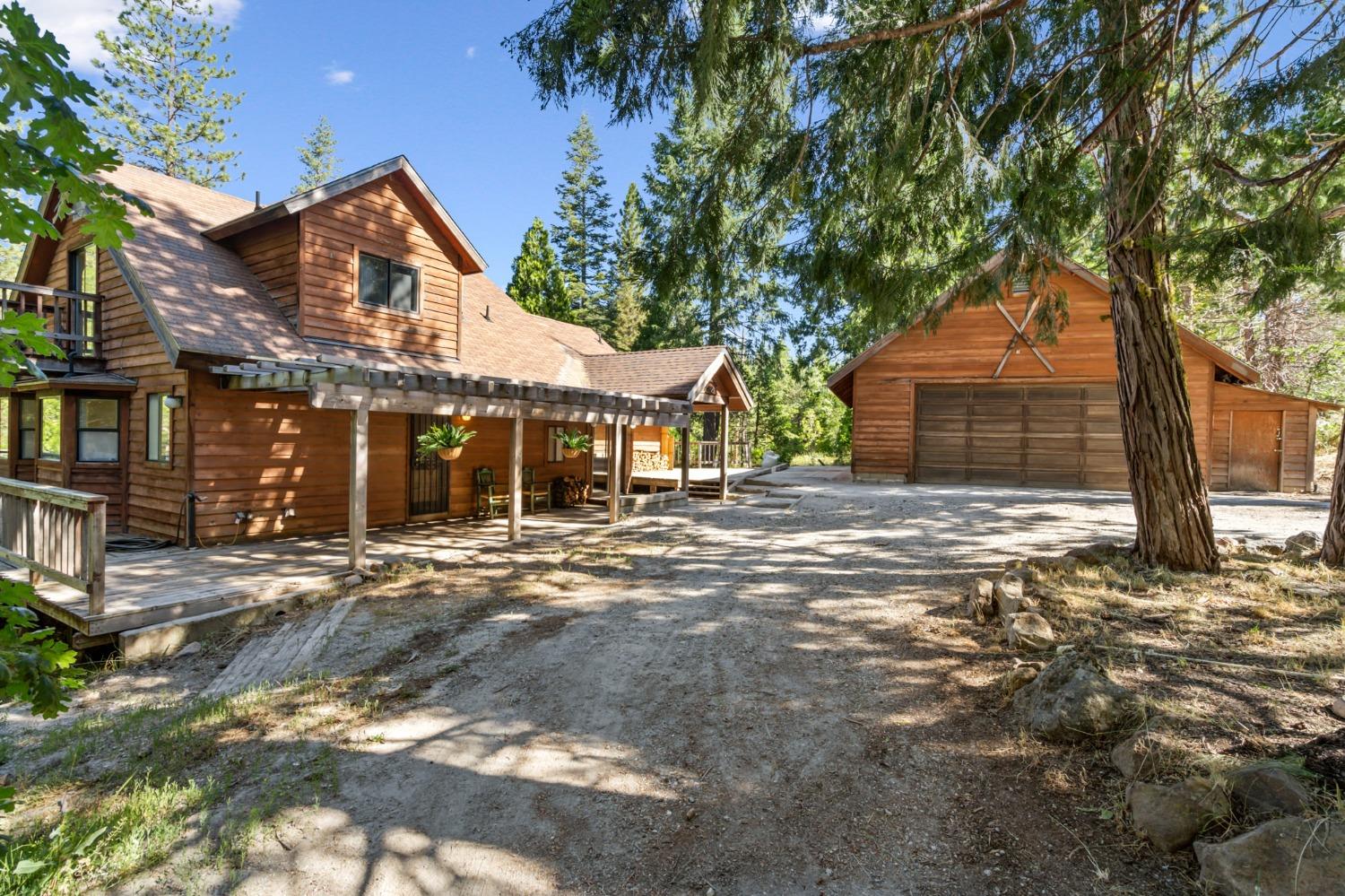 Detail Gallery Image 1 of 1 For 26299 Long Barn Rd, Long Barn,  CA 95335 - 3 Beds | 2/1 Baths