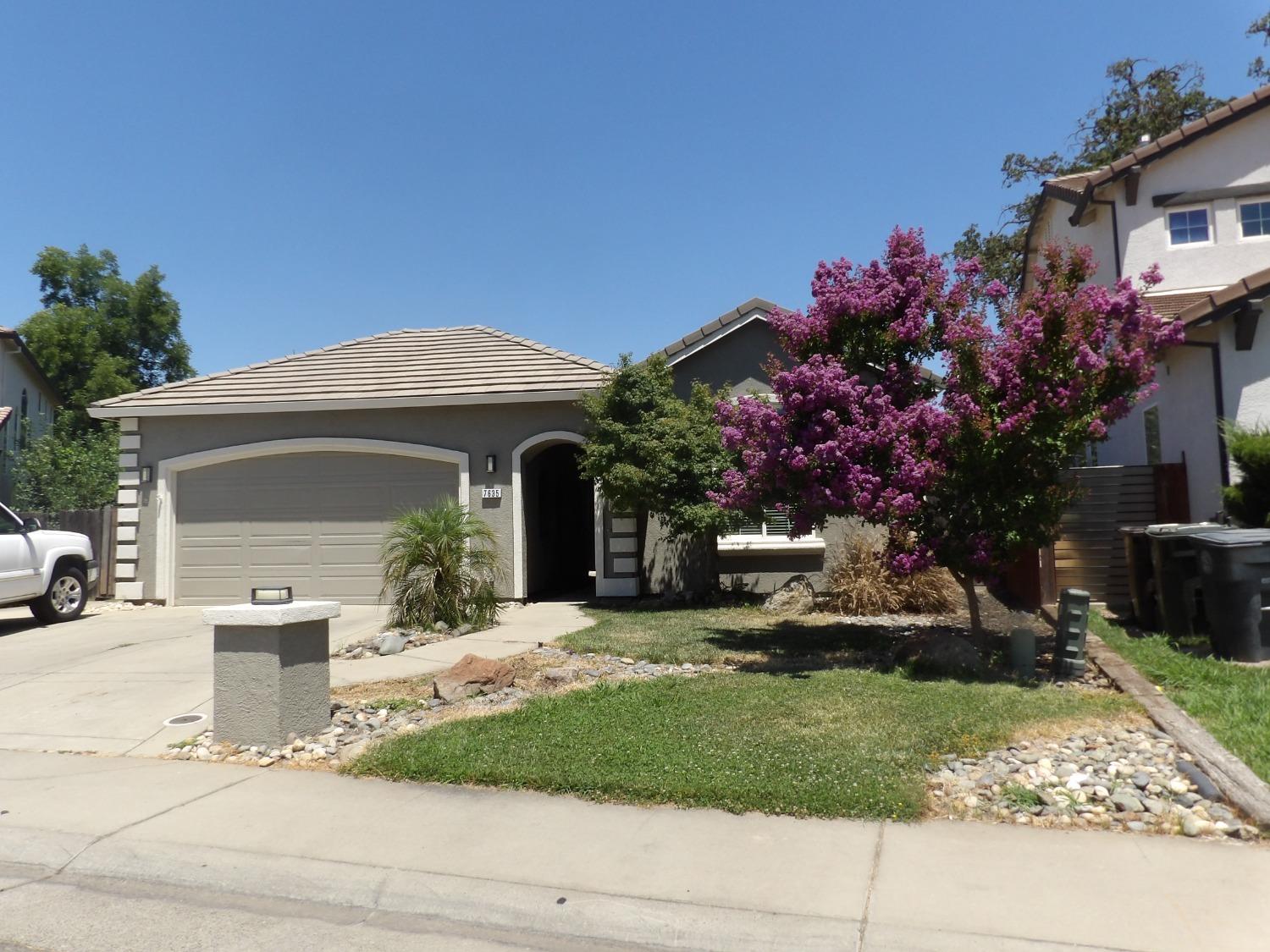 Detail Gallery Image 1 of 1 For 7635 Peter Ray Ct, Citrus Heights,  CA 95610 - 4 Beds | 2/1 Baths