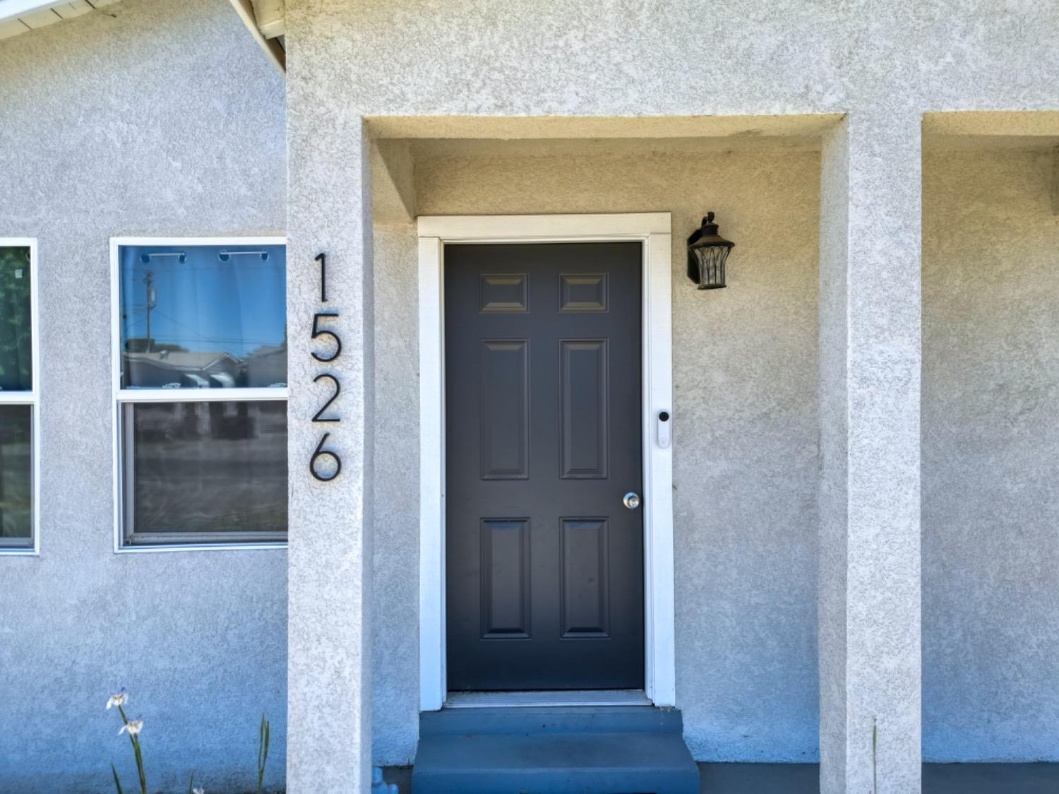 Detail Gallery Image 1 of 1 For 1526 Inyo Ave, Modesto,  CA 95358 - 2 Beds | 1 Baths