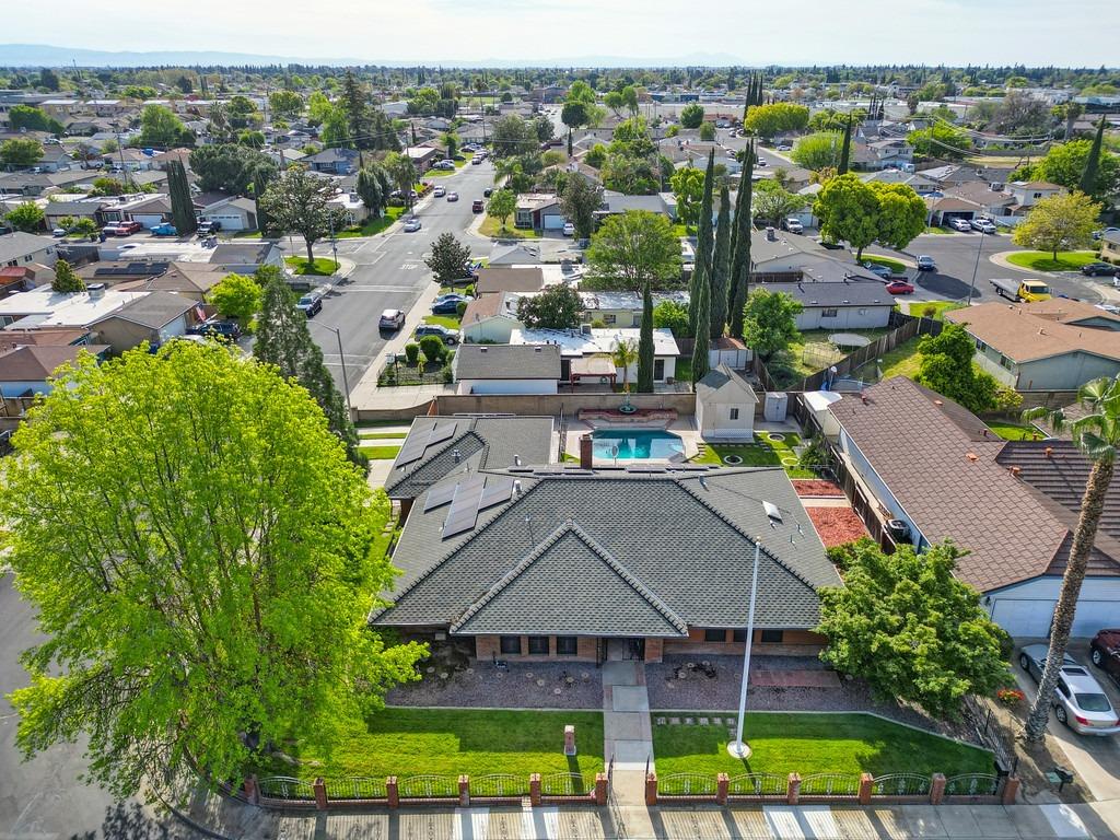 Detail Gallery Image 2 of 63 For 919 Mount Vernon Pl, Manteca,  CA 95336 - 3 Beds | 2/1 Baths