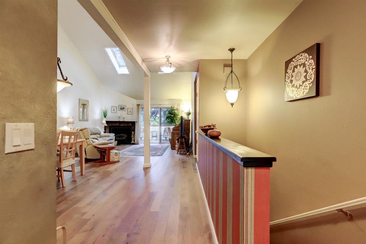 Detail Gallery Image 3 of 66 For 323 Bridge Way, Nevada City,  CA 95959 - 3 Beds | 2/1 Baths