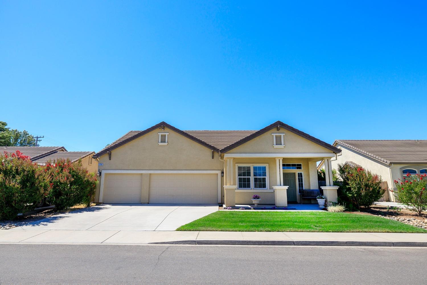 Detail Gallery Image 1 of 1 For 4704 Navaho Ct, Denair,  CA 95316 - 4 Beds | 2 Baths