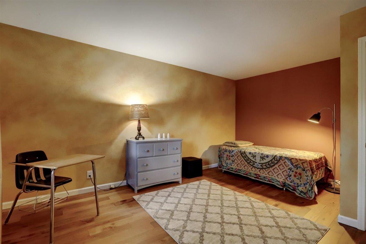 Detail Gallery Image 33 of 66 For 323 Bridge Way, Nevada City,  CA 95959 - 3 Beds | 2/1 Baths