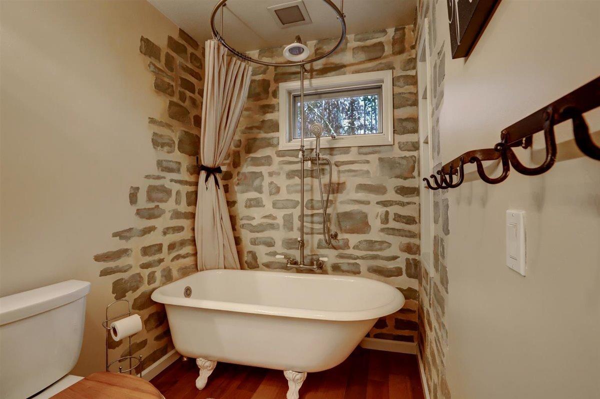 Detail Gallery Image 27 of 66 For 323 Bridge Way, Nevada City,  CA 95959 - 3 Beds | 2/1 Baths