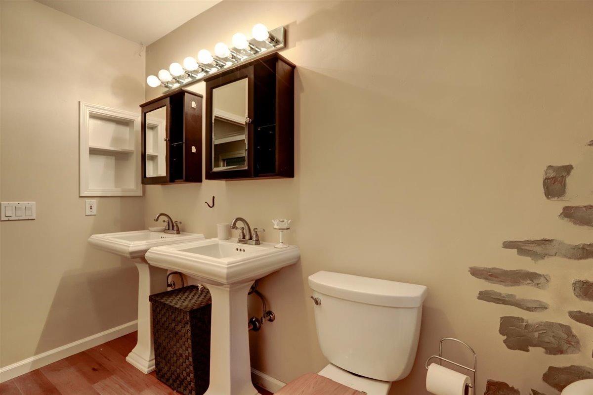 Detail Gallery Image 29 of 66 For 323 Bridge Way, Nevada City,  CA 95959 - 3 Beds | 2/1 Baths